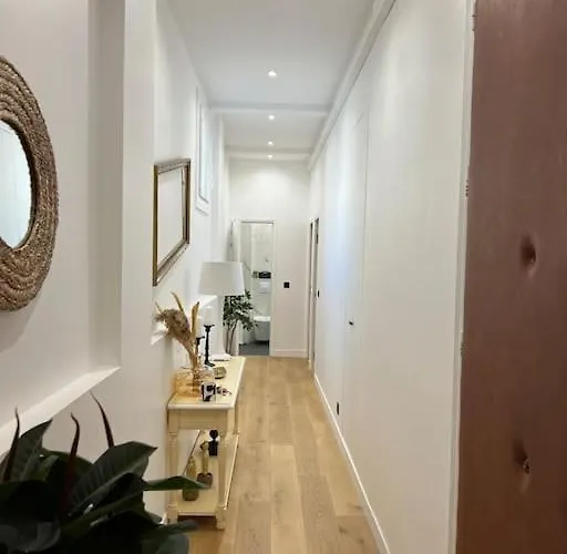 Les Orangers - 3 Pièces Avec Terrasse Arborée